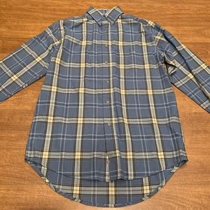 Wrangler Rugged Wear button up - Medium